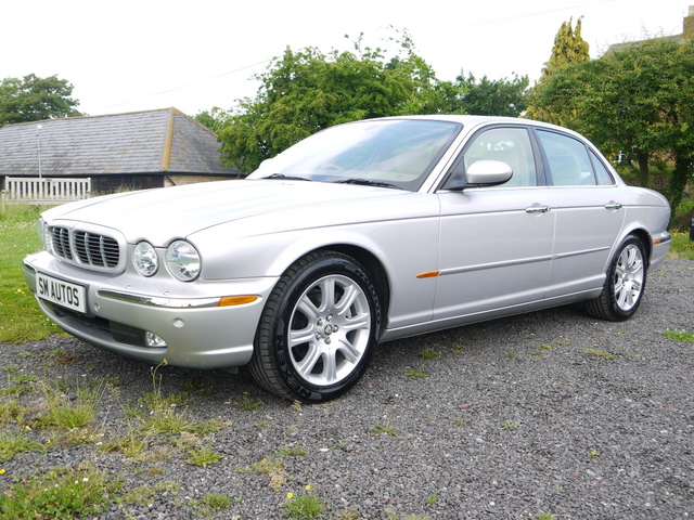 JaguarXJ6