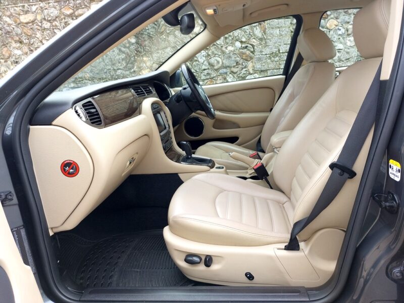 Jaguar X-type 2.2D SE Auto 4dr Saloon For Sale