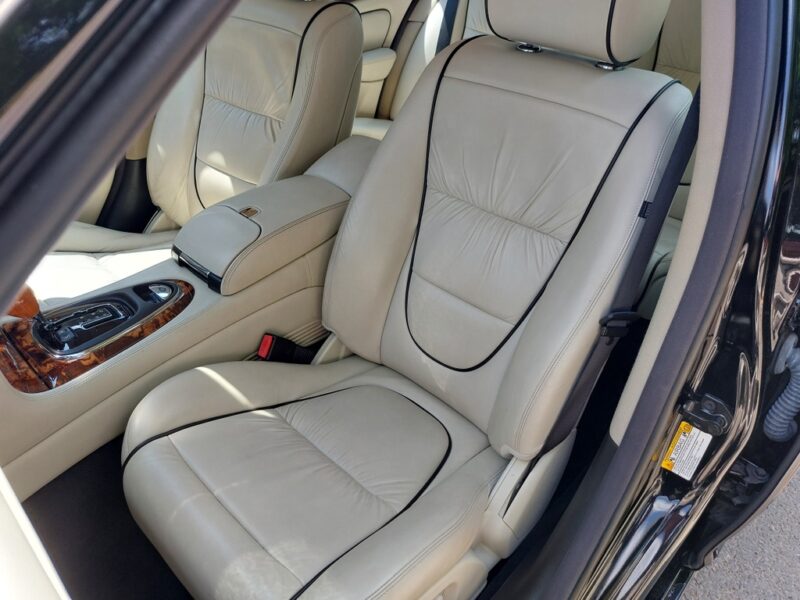 Jaguar Xj 4.2 V8 Sovereign Lwb Auto 4 seater For Sale